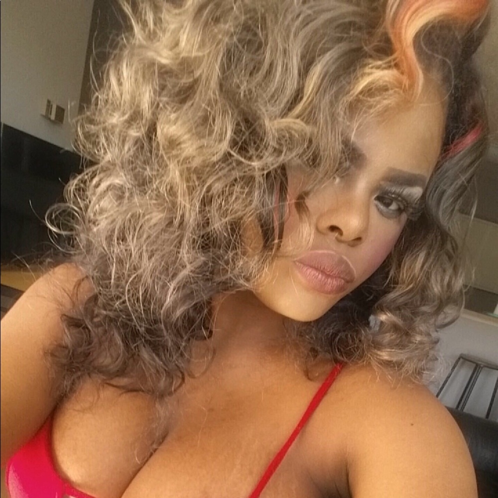 Meet your Posher, Chelsey